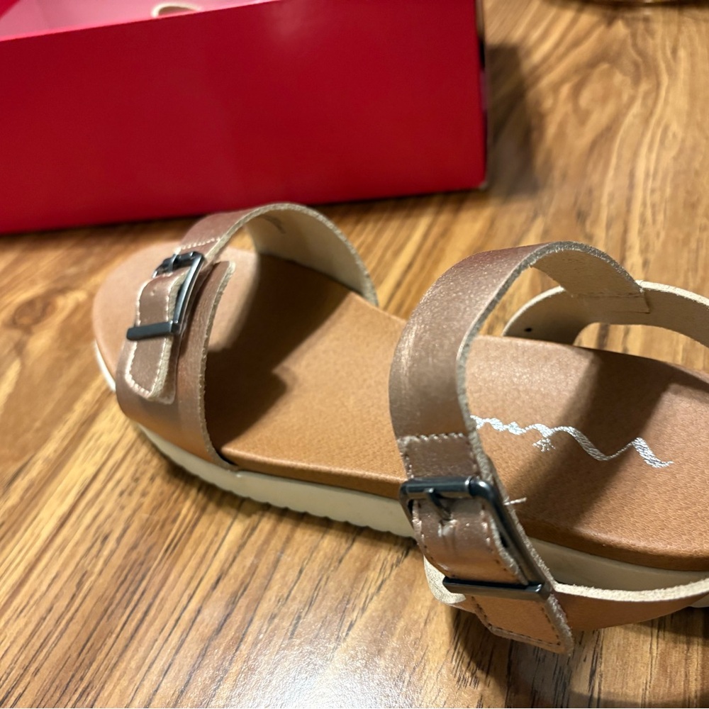 Nina Metallic Rose Gold Sandals